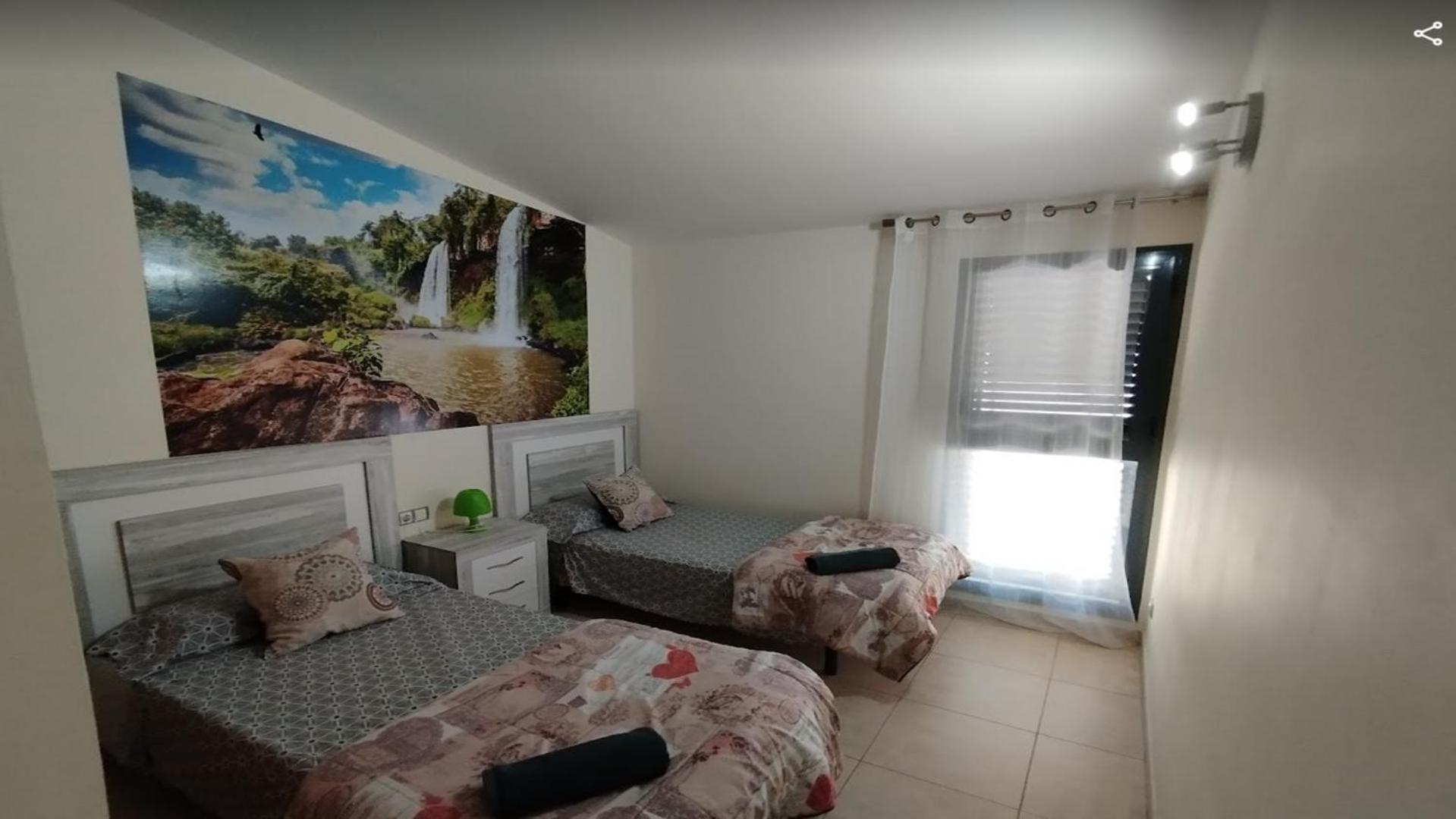 De Lujo Con Piscina Y Holiday home *