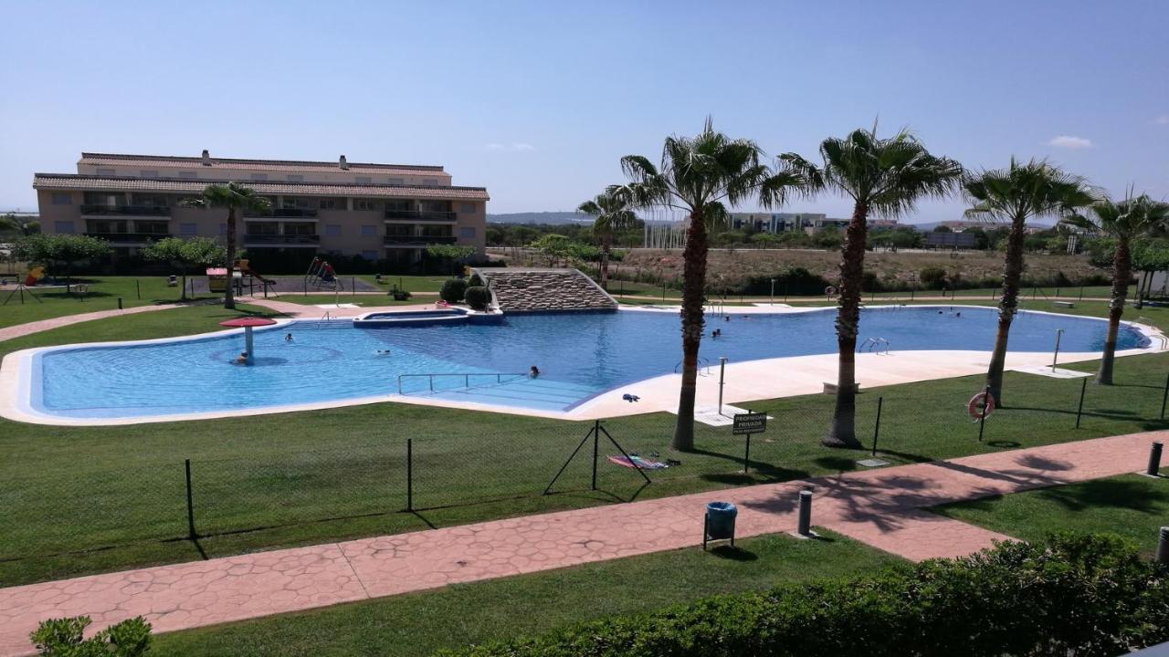 Impresionante Compuesto Por 2 Adosados De Lujo 14 Personas Piscina Con Circuito Сasa de vacaciones *