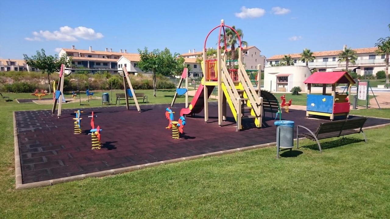 Impresionante Compuesto Por 2 Adosados De Lujo 14 Personas Piscina Con Circuito Сasa de vacaciones *